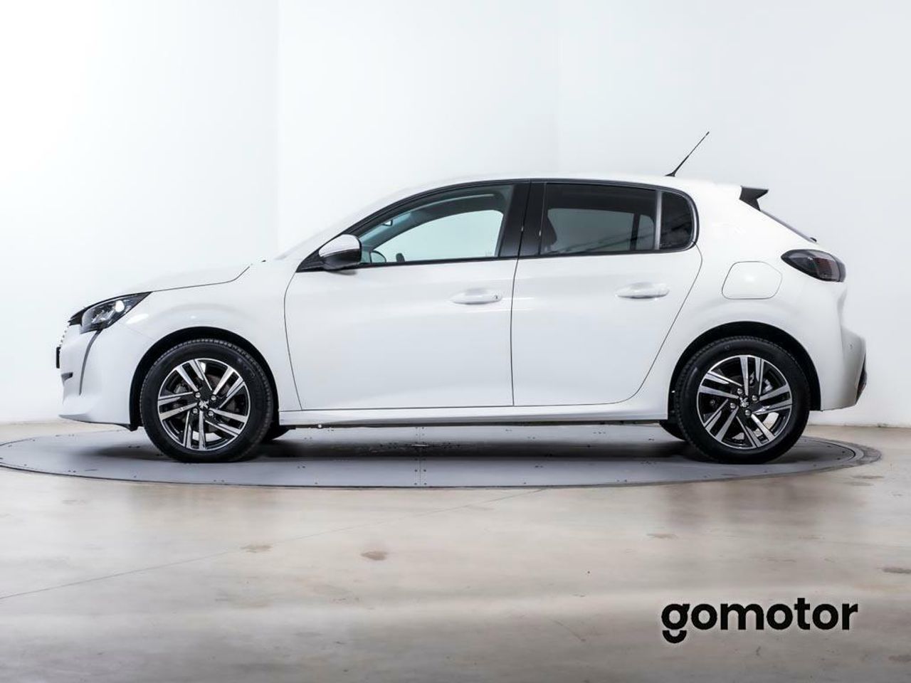 peugeot 208 2021 / foto grande (3)