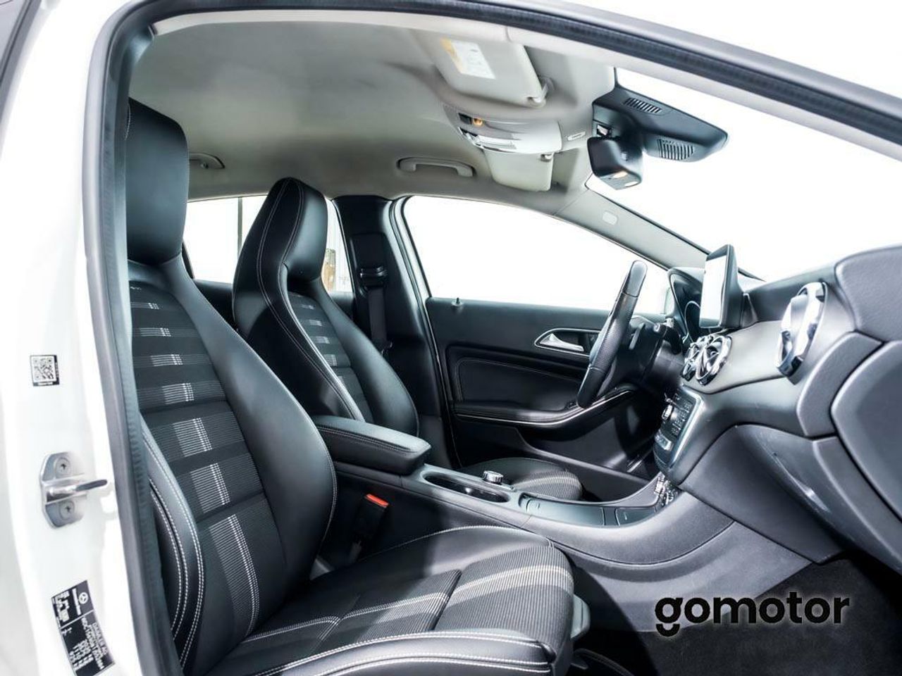 Mercedes GLA URBAN 200 D 2.1 136CV DCT 5P - foto 9