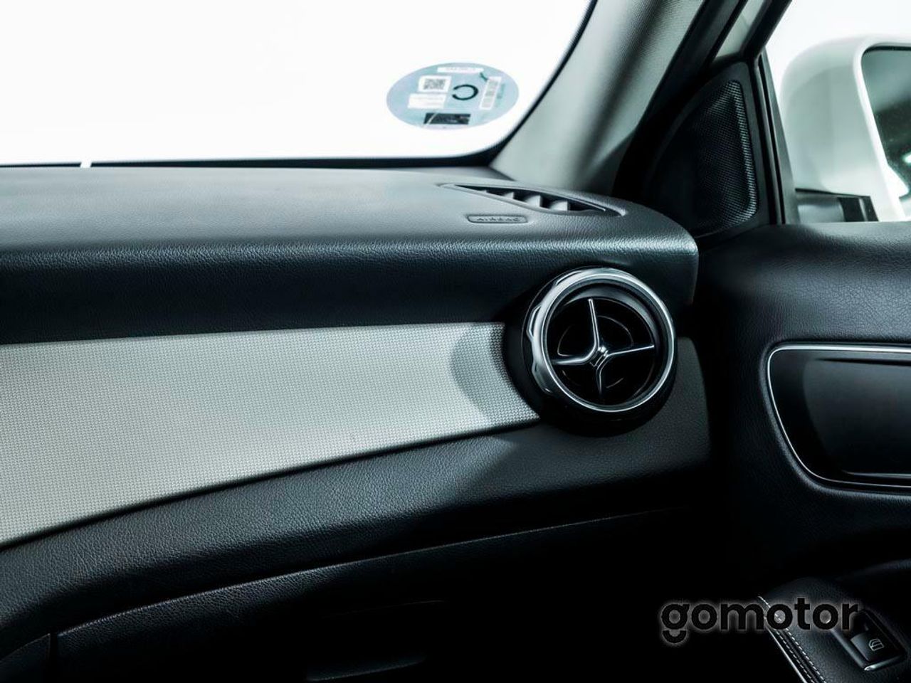 Mercedes GLA URBAN 200 D 2.1 136CV DCT 5P - foto 22