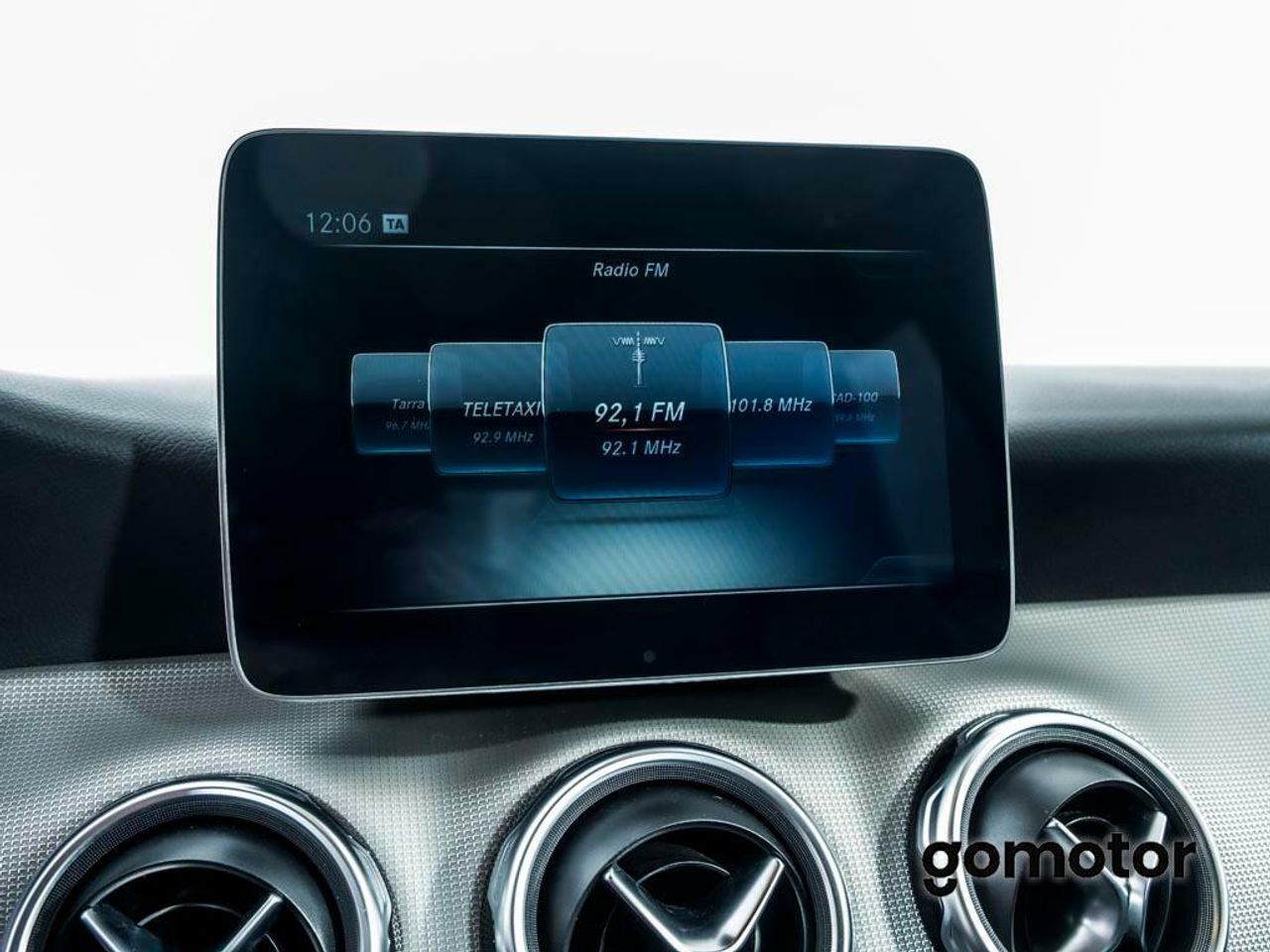 Mercedes GLA URBAN 200 D 2.1 136CV DCT 5P - foto 15