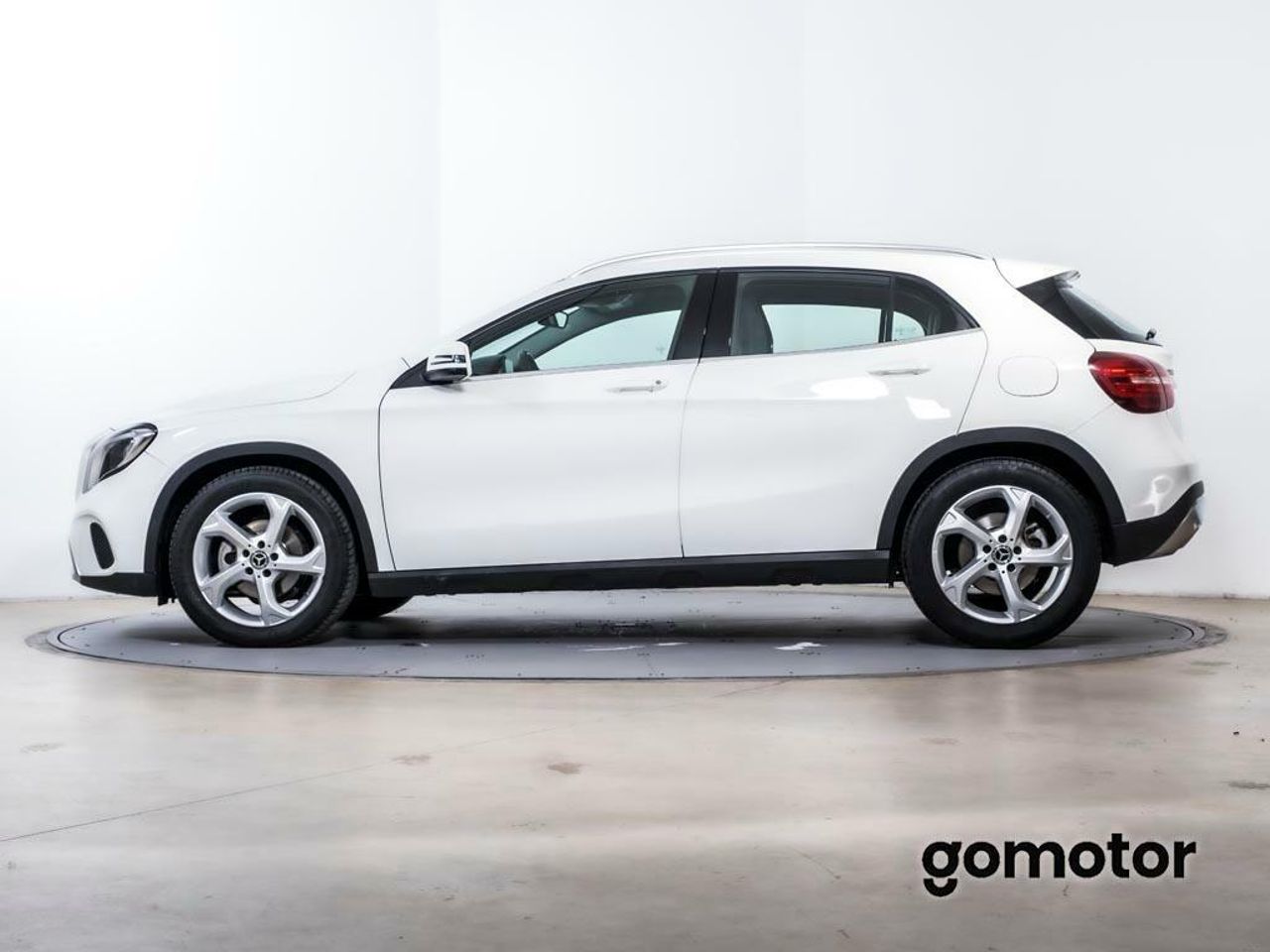 mercedes gla 2018 / foto grande (3)