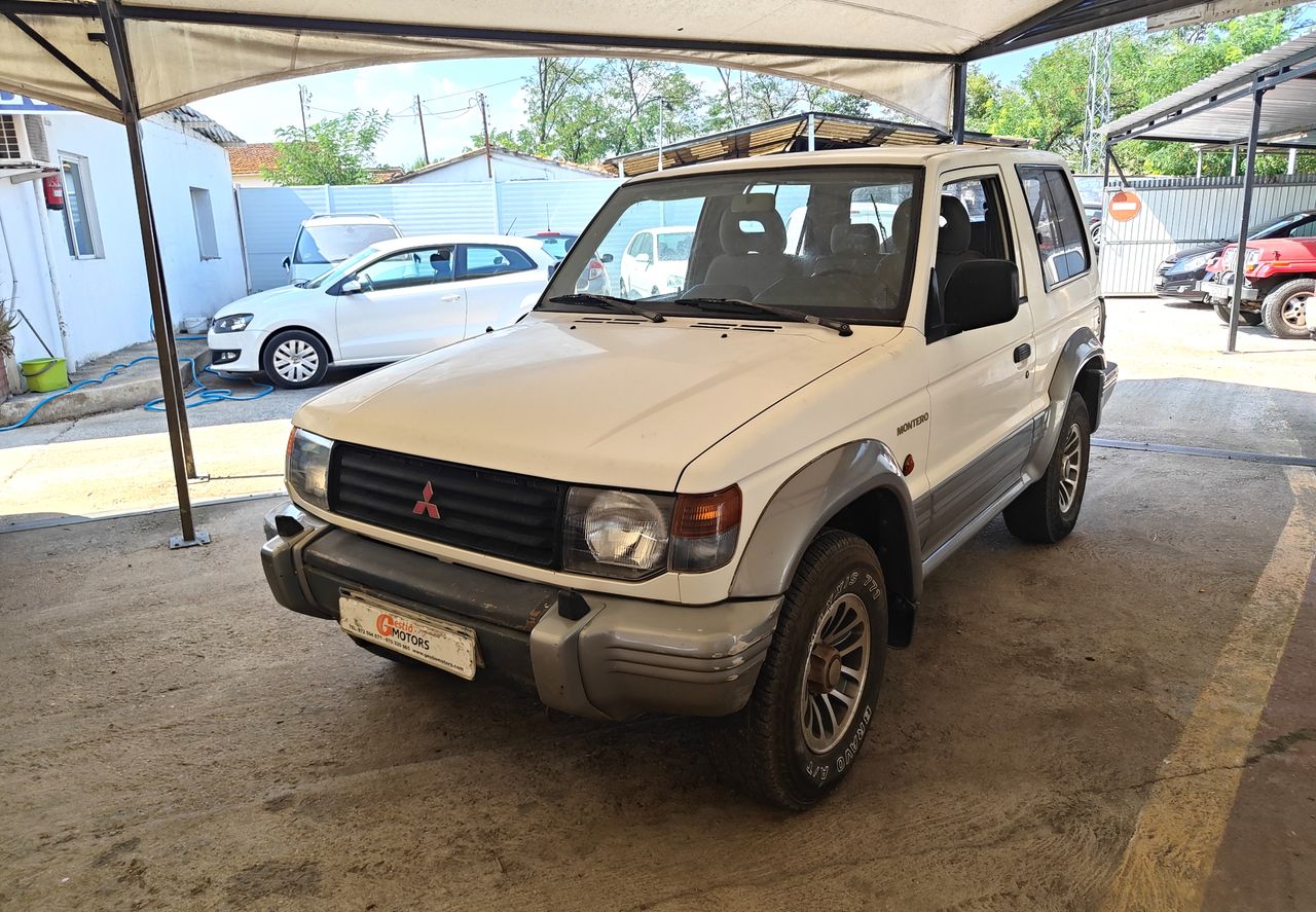 Foto mitsubishi montero 1993 /