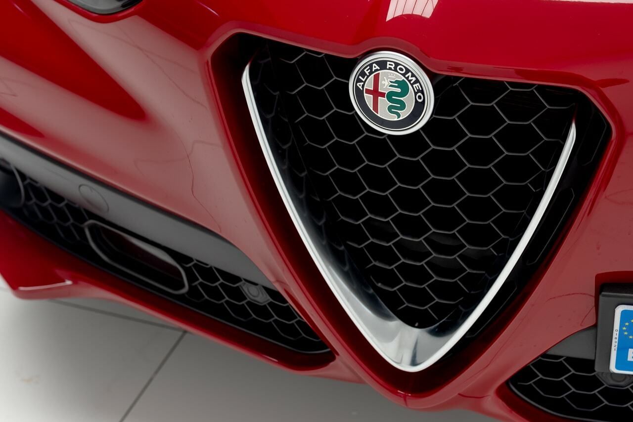 Alfa Romeo Stelvio TI 2.2 D TURBO 210 CV AUTO 4WD 5P - Foto 2