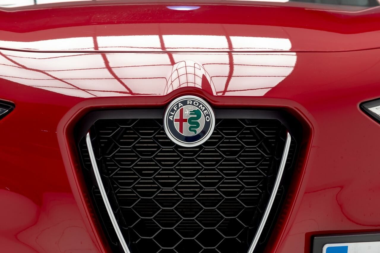 Alfa Romeo Stelvio TI 2.2 D TURBO 210 CV AUTO 4WD 5P - Foto 2