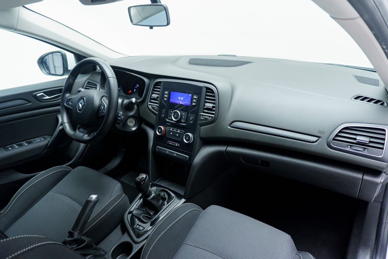 Renault Megane SEDAN BUSINESS 1.3 TCE 115 CV 5P - foto 17