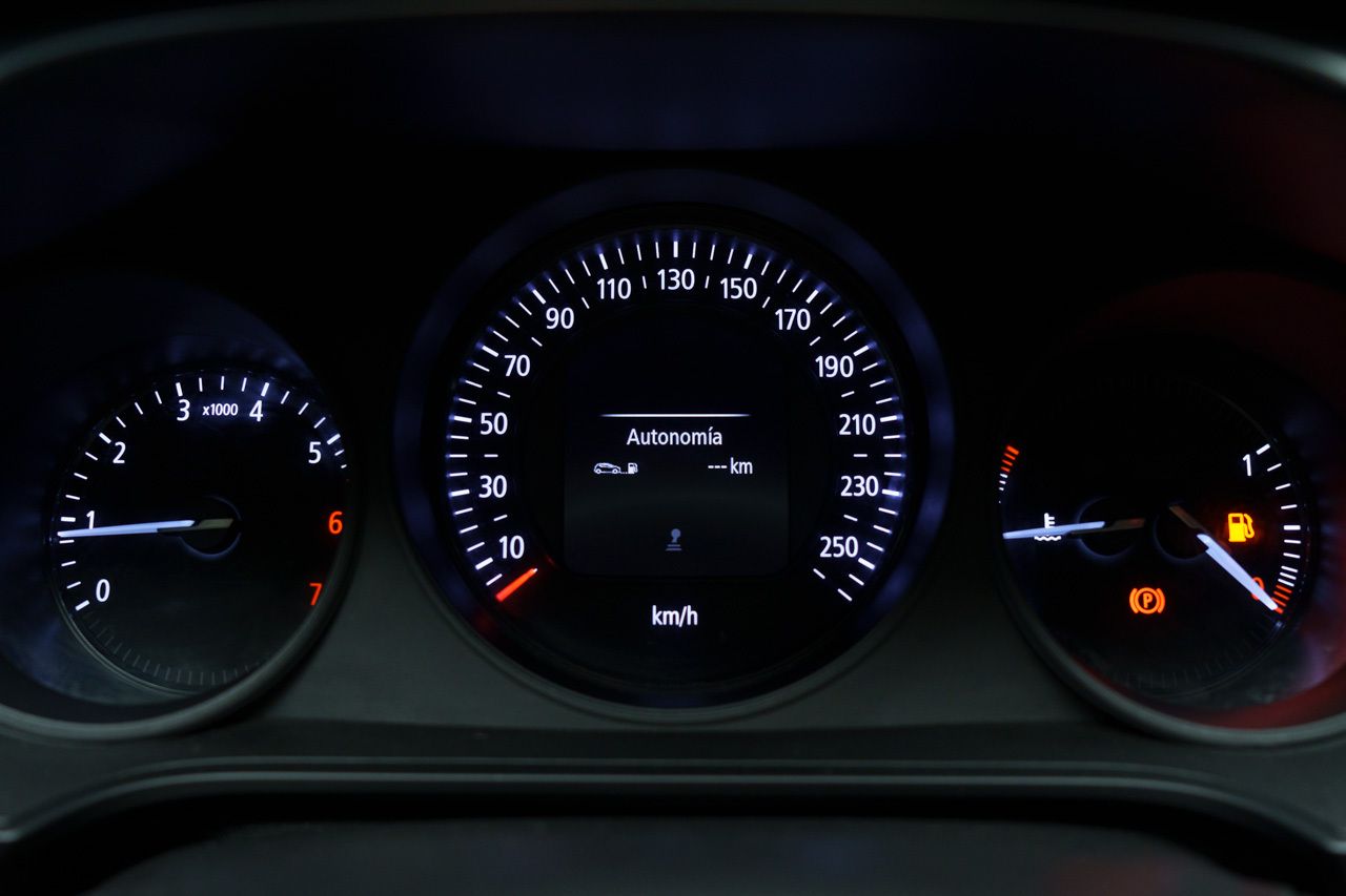 Renault Megane SEDAN BUSINESS 1.3 TCE 115 CV 5P - foto 24