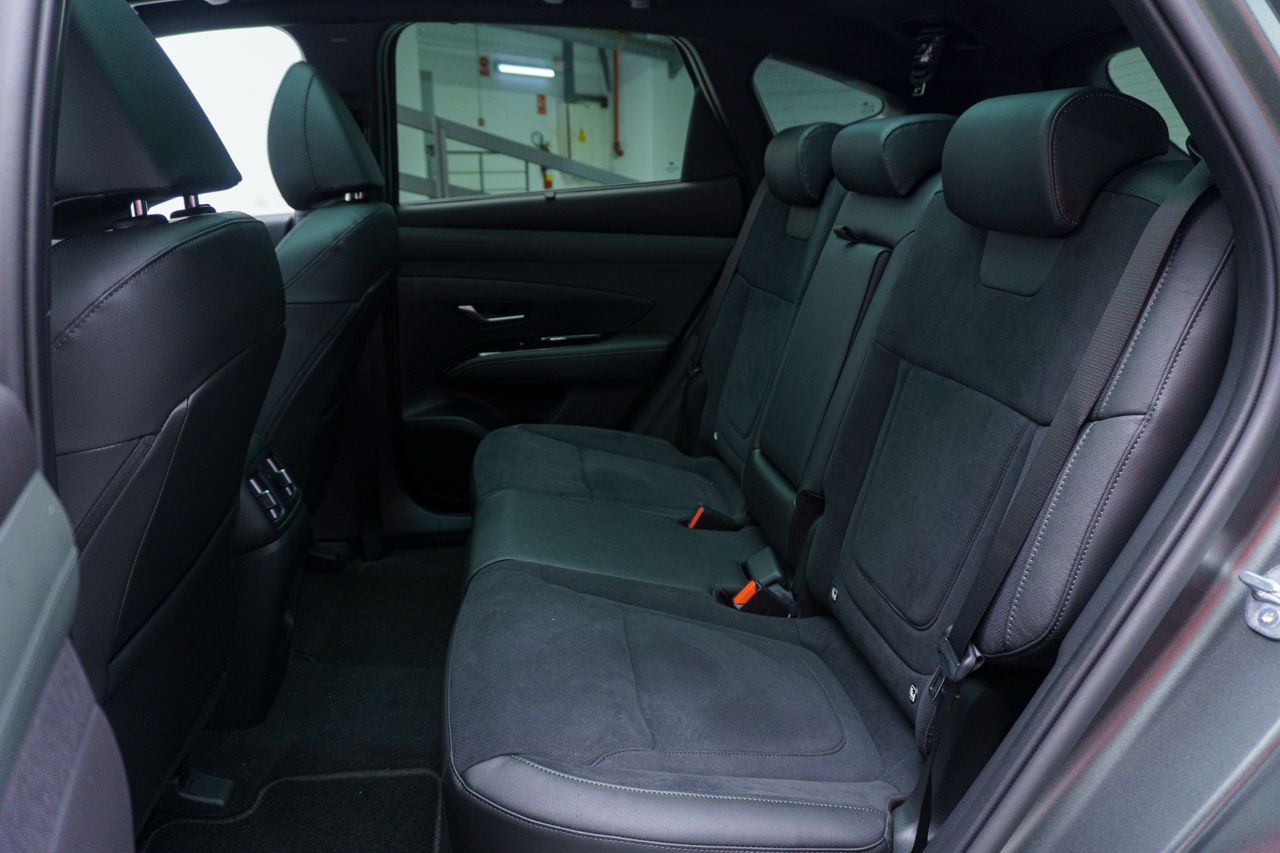 Hyundai Tucson FL 1.6T 252CV PHEV AT 20 ANIV. SKY - foto 8