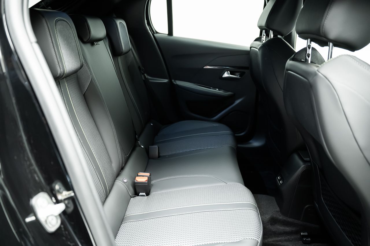 Peugeot 208 GT ELECTRIQUE 136 CV 5P (A) - foto 20