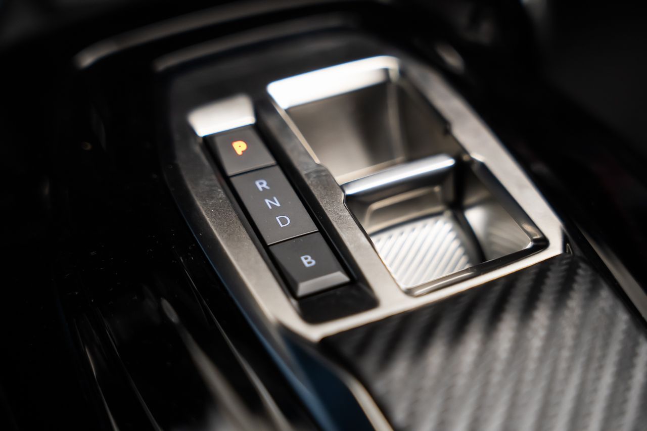 Peugeot 208 GT ELECTRIQUE 136 CV 5P (A) - foto 30