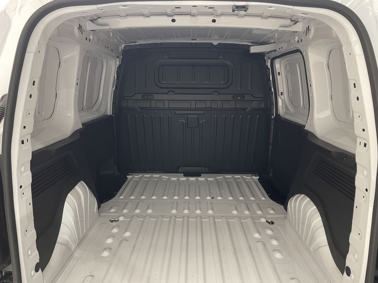 Peugeot Partner STANDARD 600KG 1.5 BLUEHDI 73KW 102CV 4P - foto 8