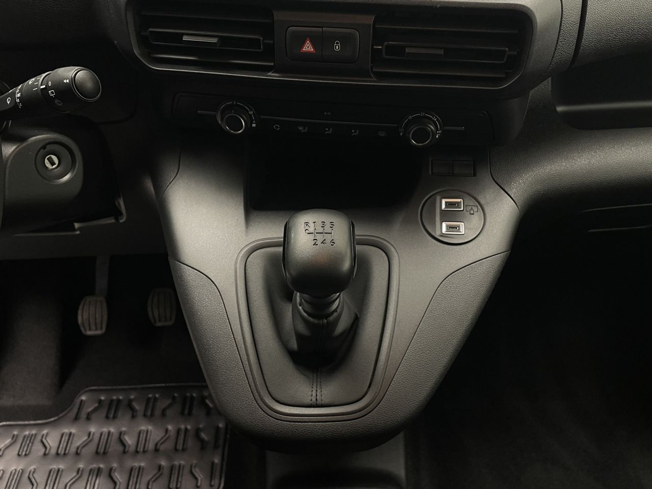 Peugeot Partner STANDARD 600KG 1.5 BLUEHDI 73KW 102CV 4P - foto 22