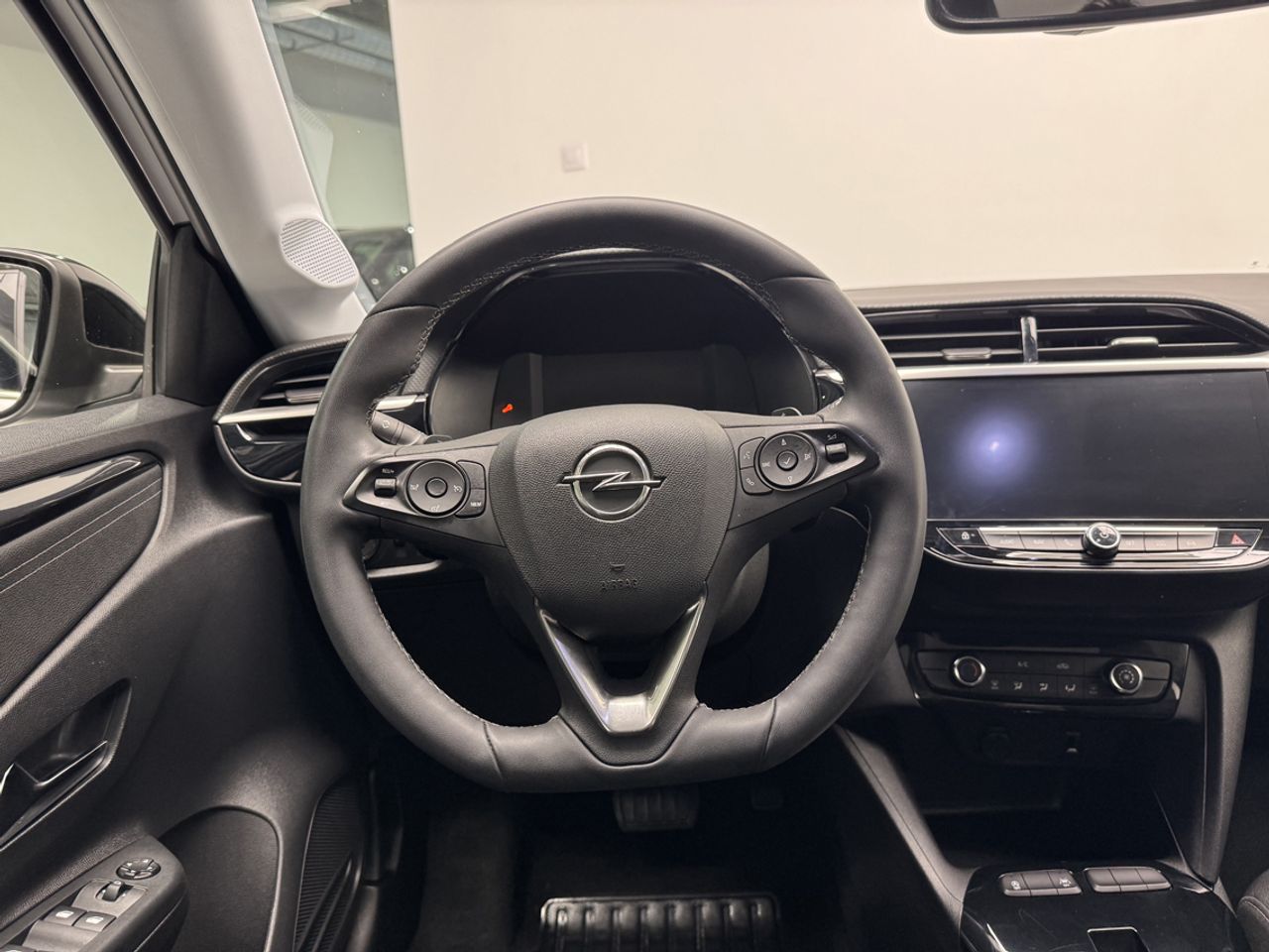 Opel Corsa GS 1.2T XHT 96KW AUTO 130 5P - foto 22