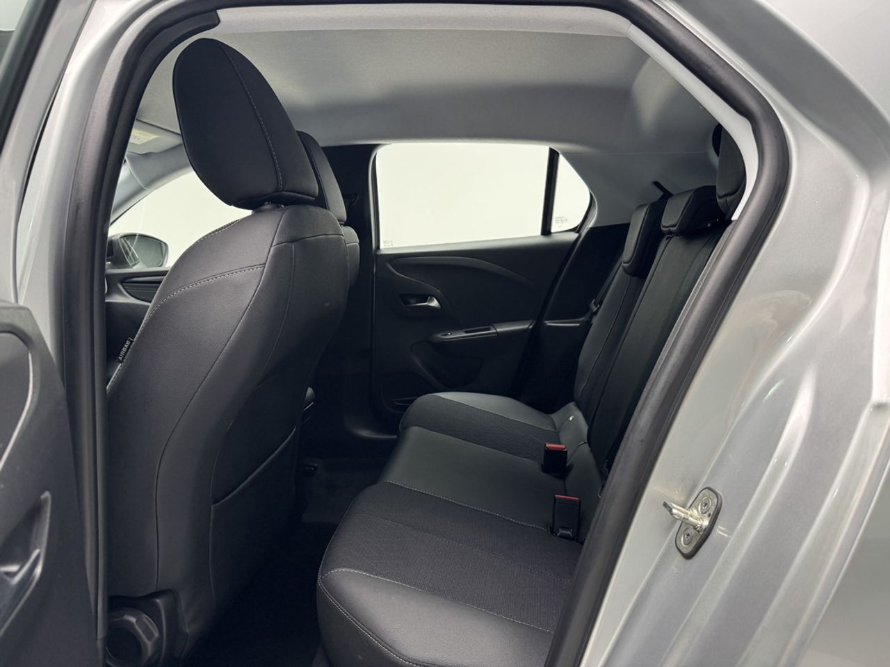 Opel Corsa GS 1.2T XHT 96KW AUTO 130 5P - foto 10