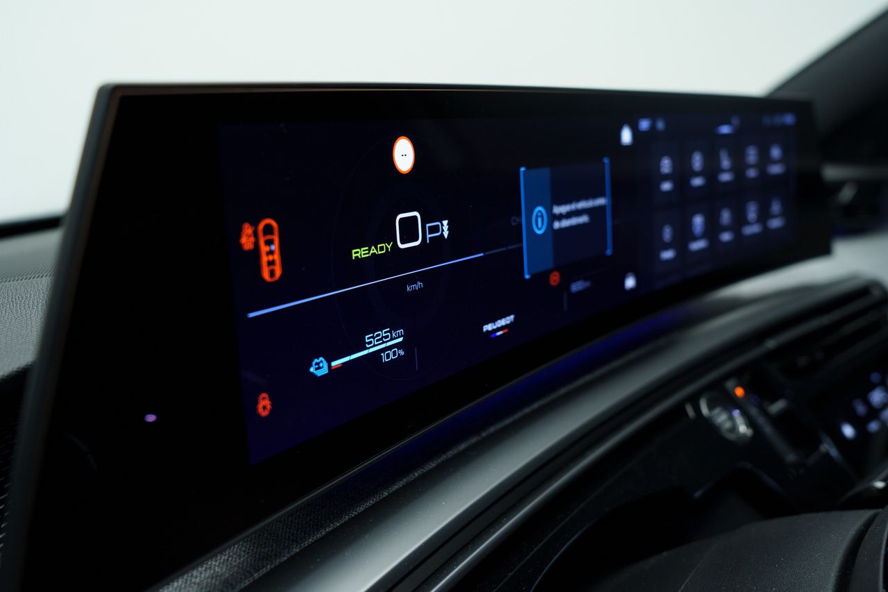 Peugeot 3008 GT BEV 73KWH 157KW 214 CV 5P - foto 24