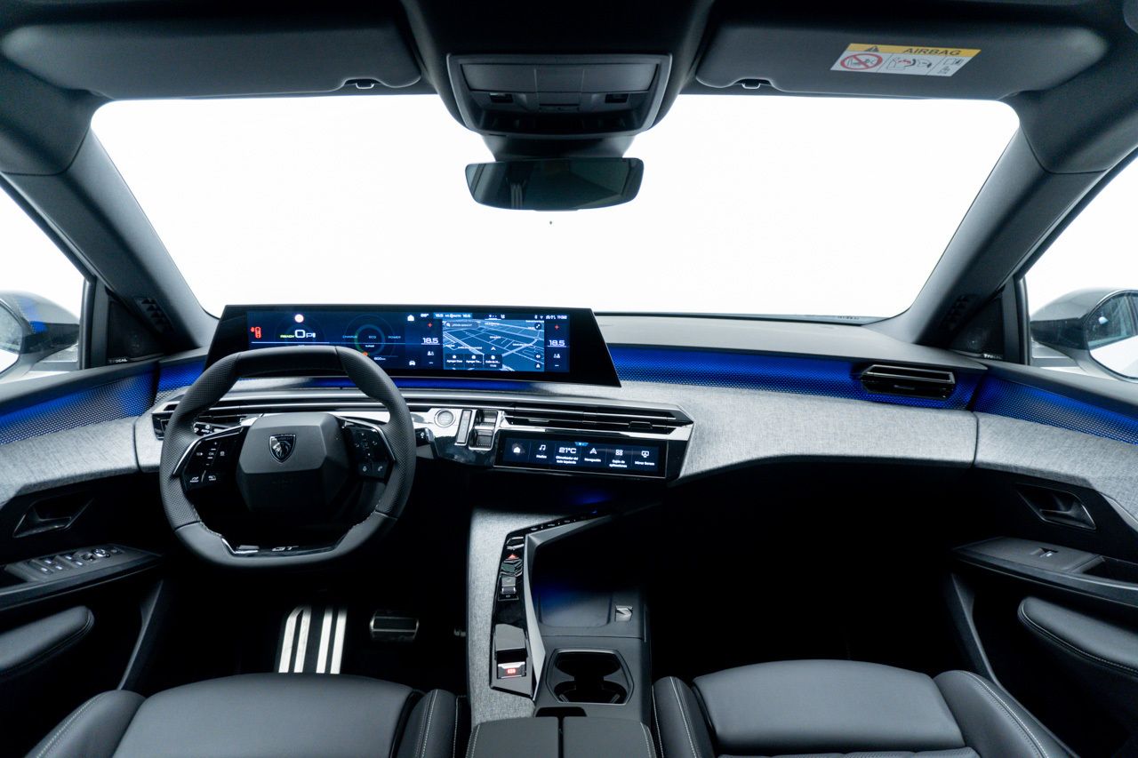 Peugeot 3008 GT BEV 73KWH 157KW 214 CV 5P - foto 6