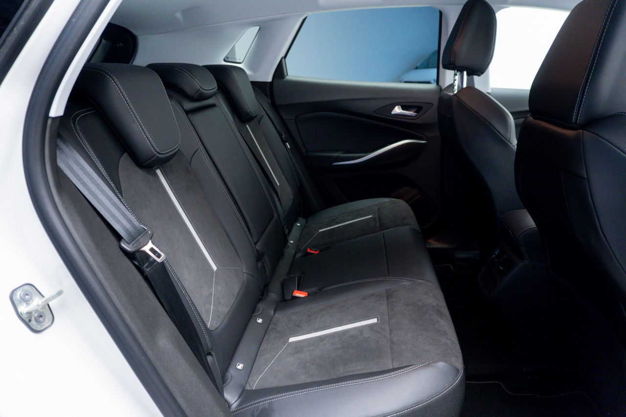 Opel Grandland -E GSE 1.6 TURBO PHEV 300 CV AUTO 5P - foto 18