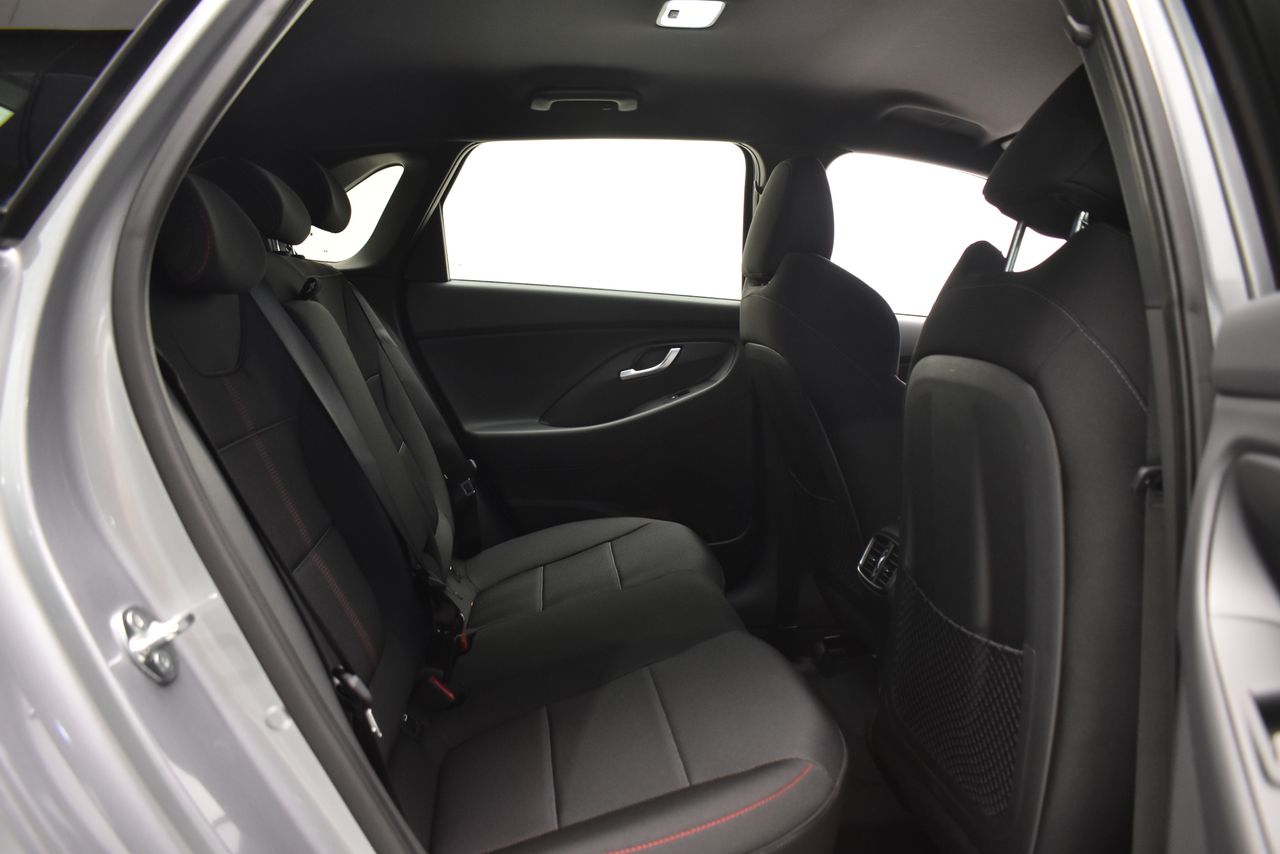 Hyundai i30 5P DPI 1.5 96CV NLINE SE - foto 17