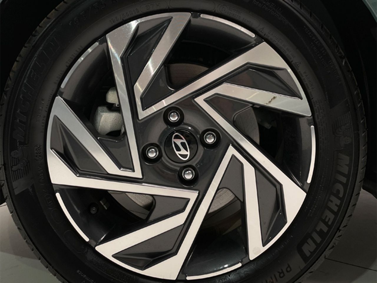 Hyundai i20 5P TGDI 1.0 100CV 48V KLASS - foto 15