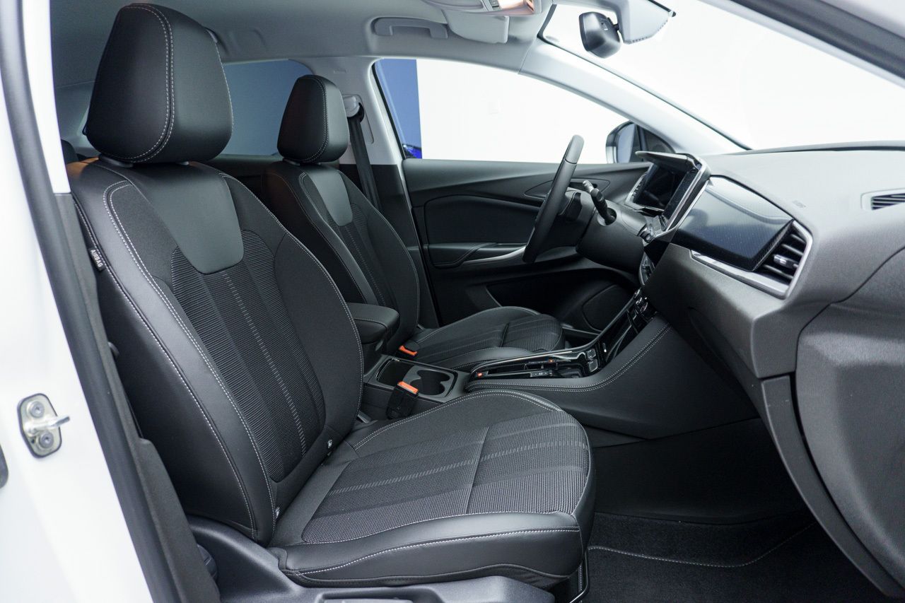 Opel Grandland GS 1.2 MHEV TURBO 136 CV DCT 5P - foto 18