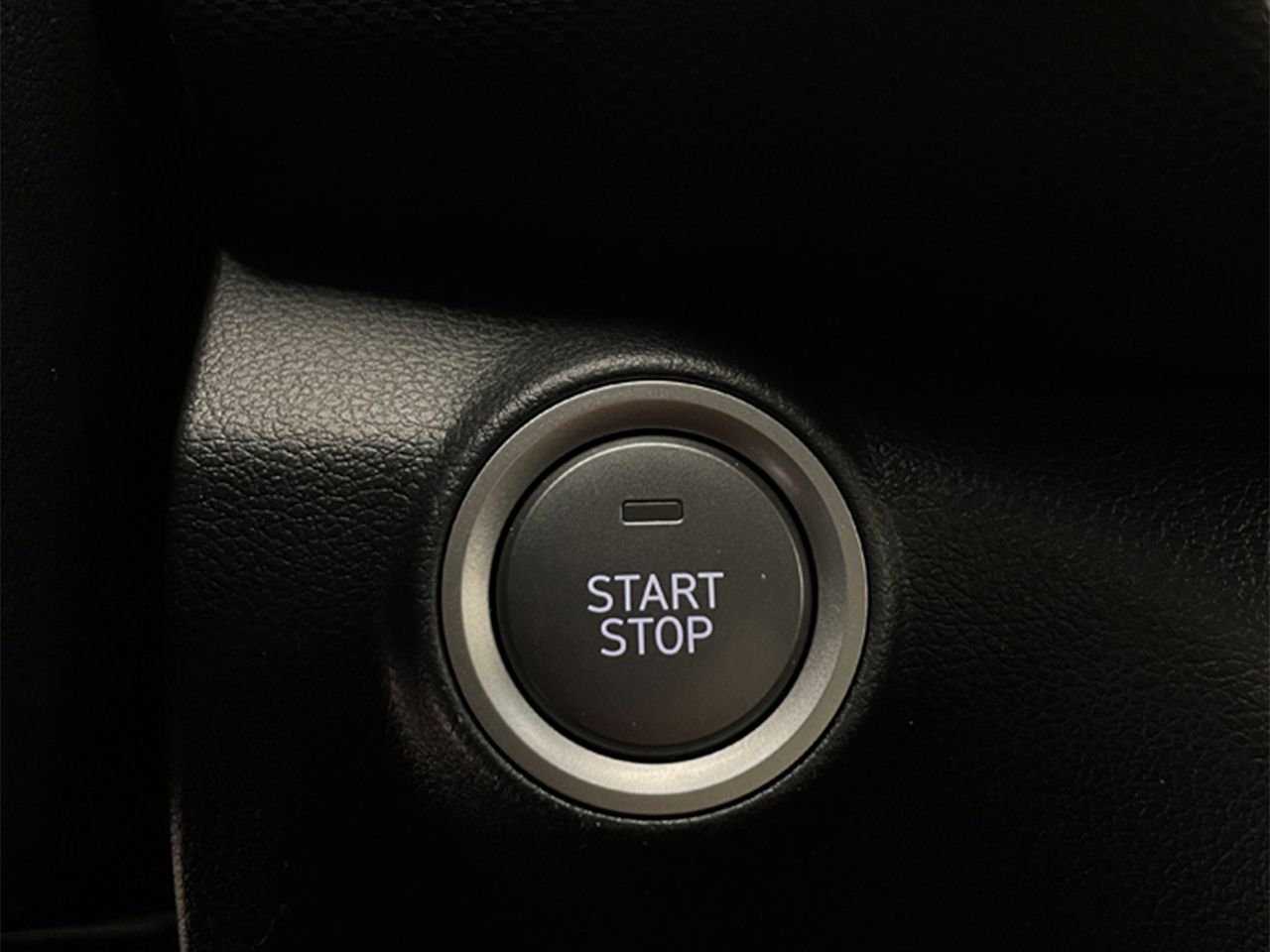 Hyundai Kona EV 204CV 65KWH 150KW TECNO (A) - foto 31