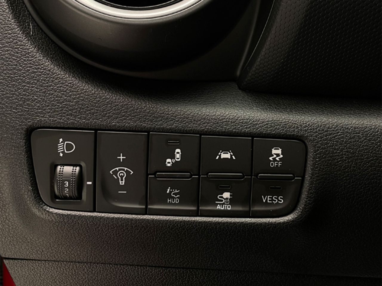 Hyundai Kona EV 204CV 65KWH 150KW TECNO (A) - foto 33