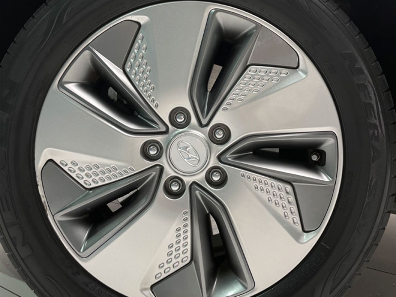 Hyundai Kona EV 204CV 65KWH 150KW TECNO (A) - foto 15