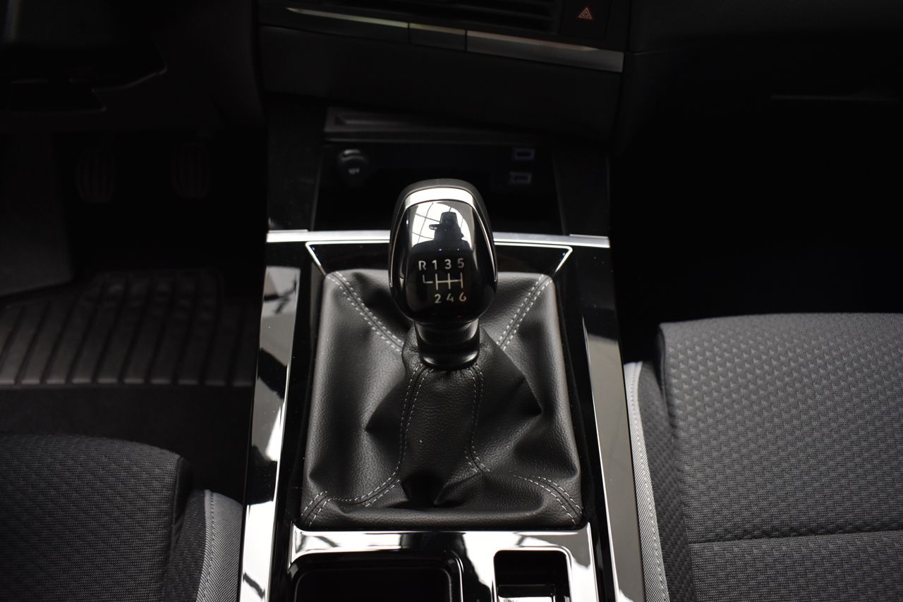 Opel Astra EDITION 1.2T XHL 81KW 110CV 5P - foto 25