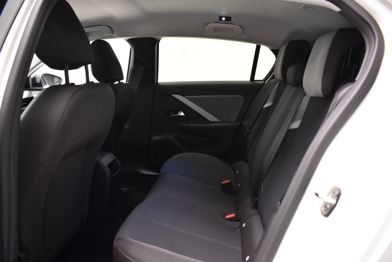 Opel Astra EDITION 1.2T XHL 81KW 110CV 5P - foto 8