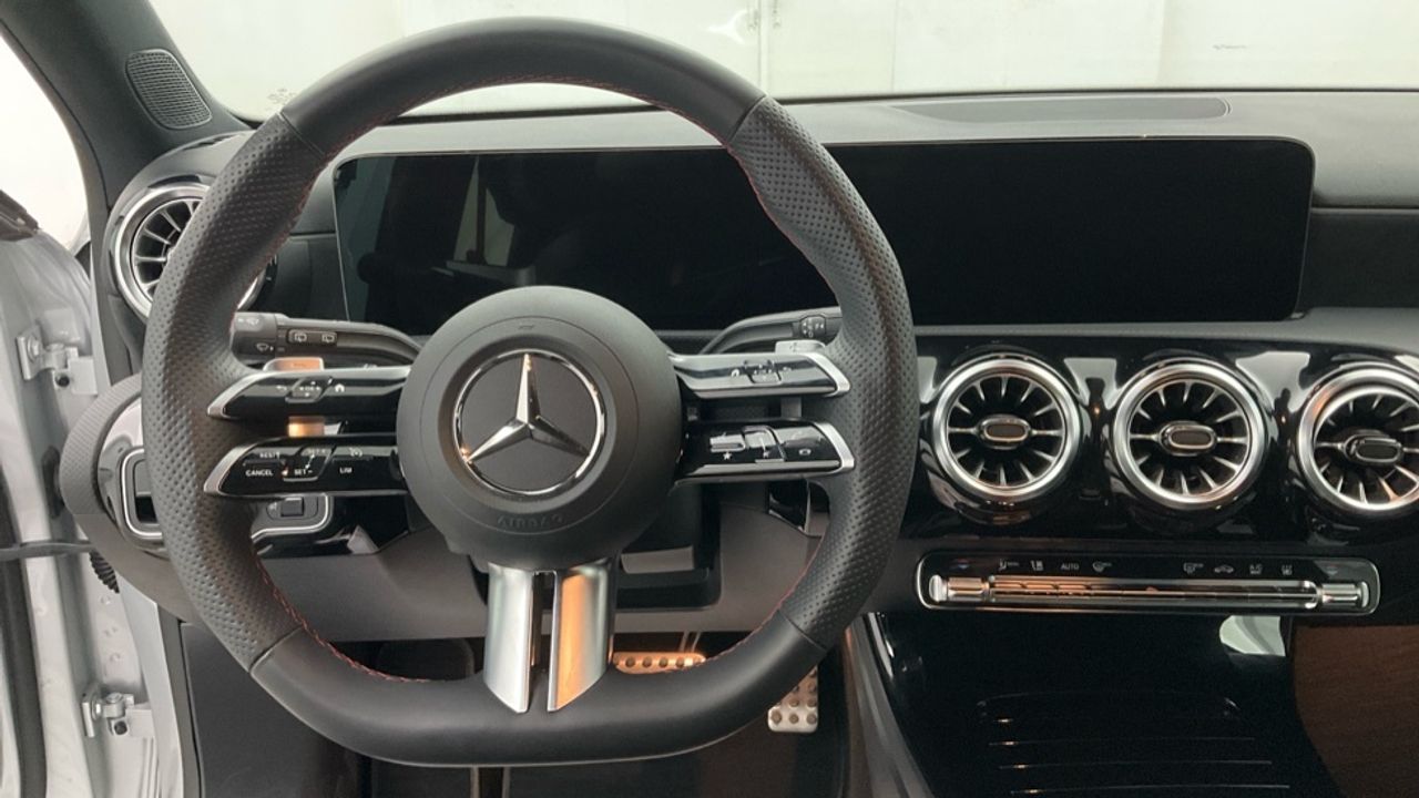 mercedes-clase-a-a-250-e-imagen-8