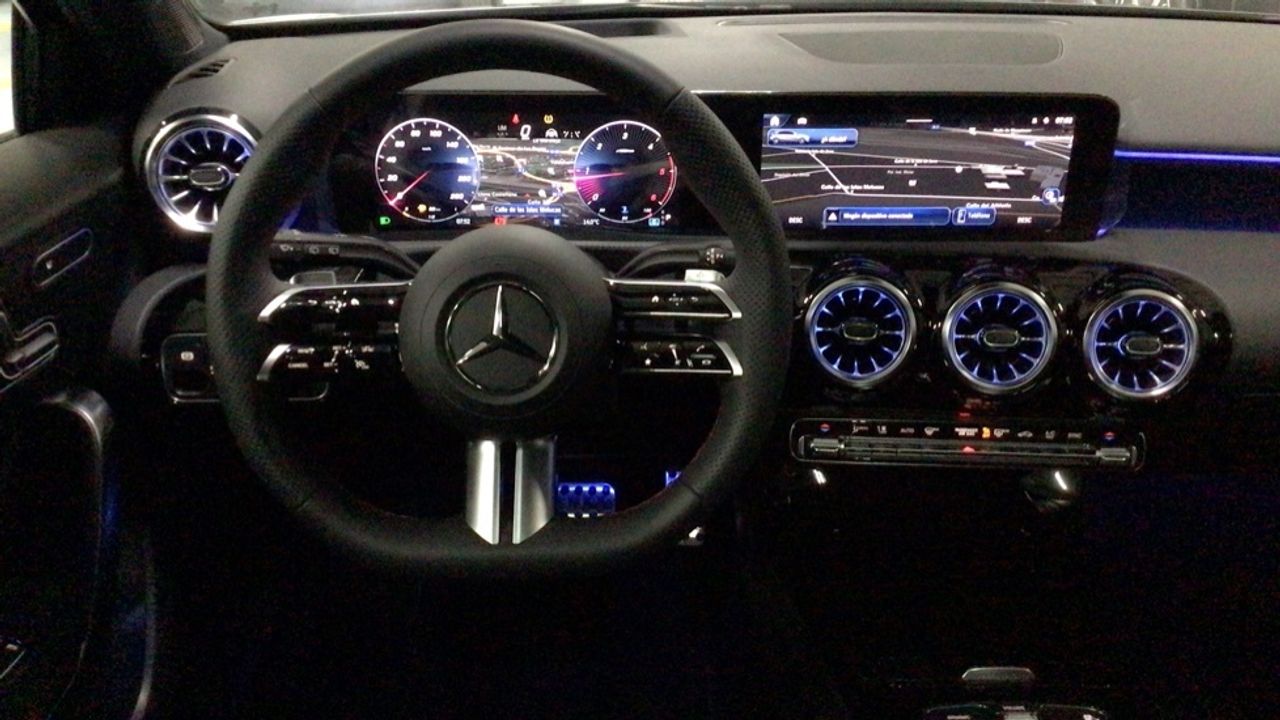 mercedes-clase-a-a-200-d-imagen-8