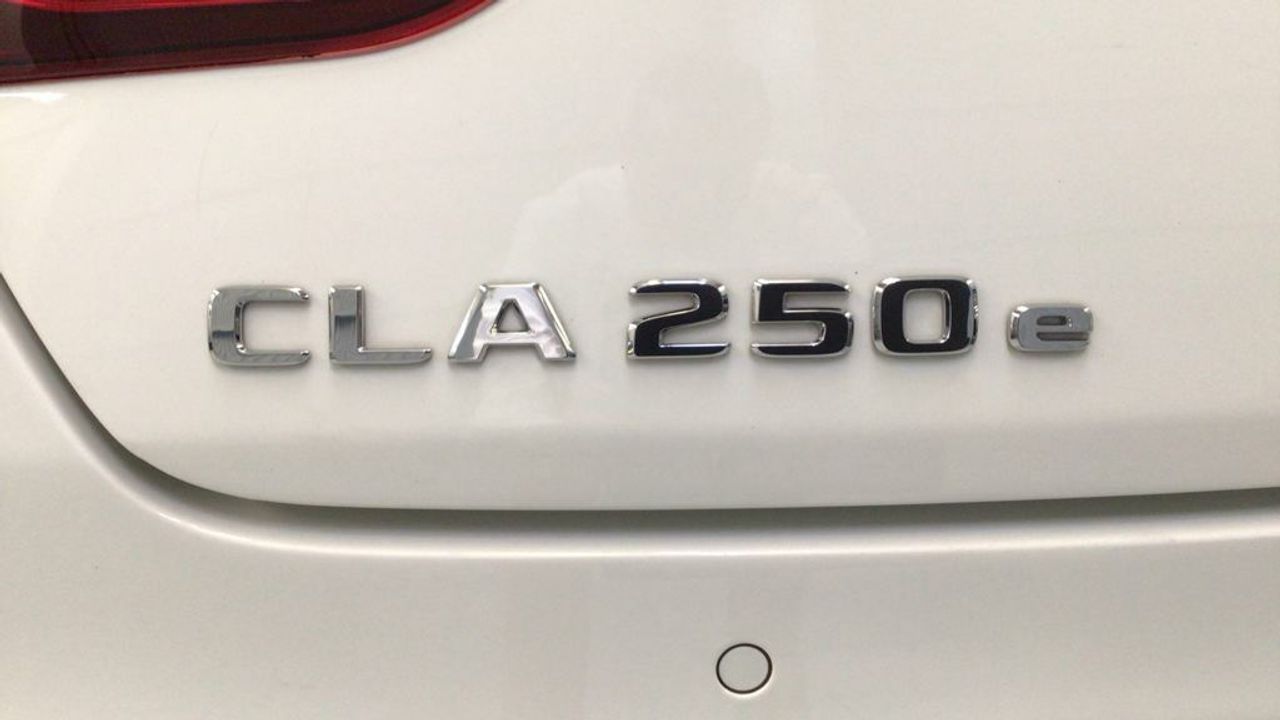 mercedes-cla-cla-250-e-imagen-12