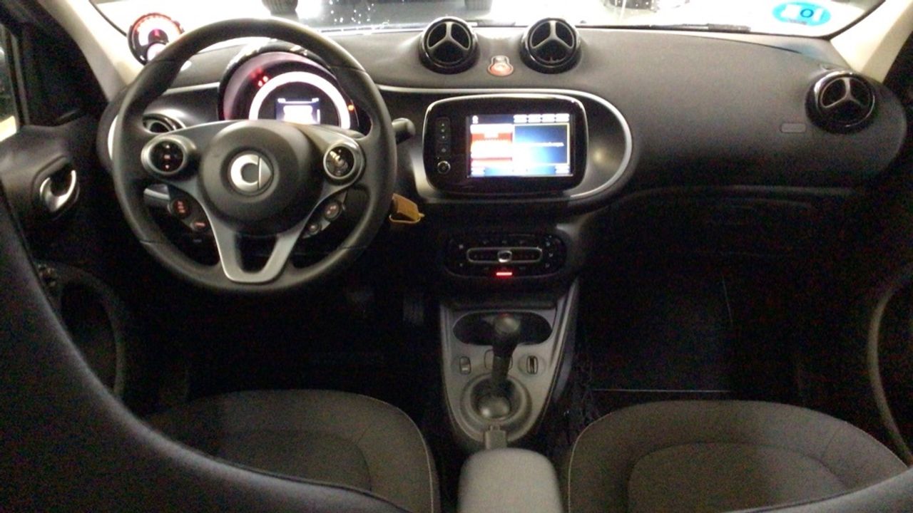 smart-forfour-0-9-66kw-90cv-s-s-imagen-7