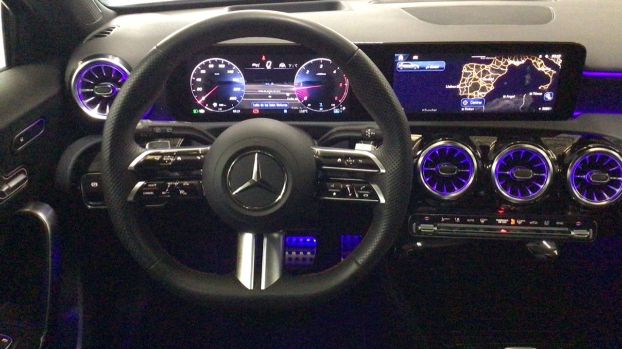mercedes-clase-a-a-200-d-imagen-8