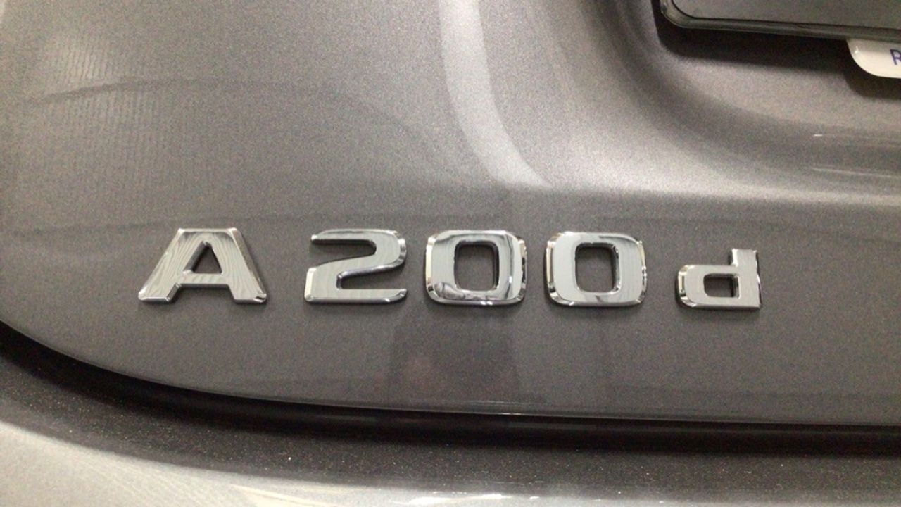 mercedes-clase-a-a-200-d-imagen-11