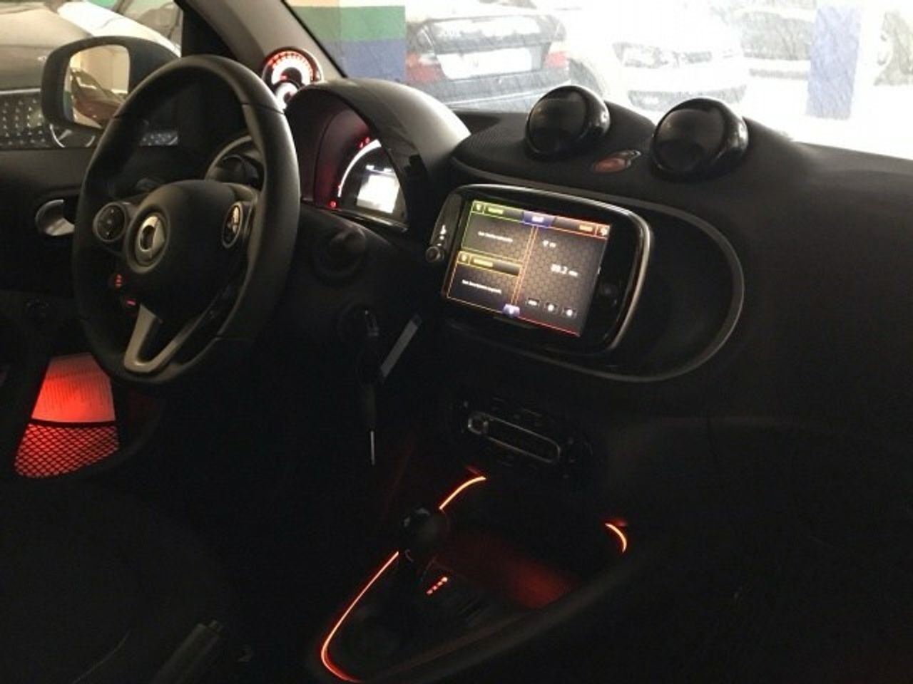 smart-fortwo-60kw81cv-eq-coupe-imagen-9