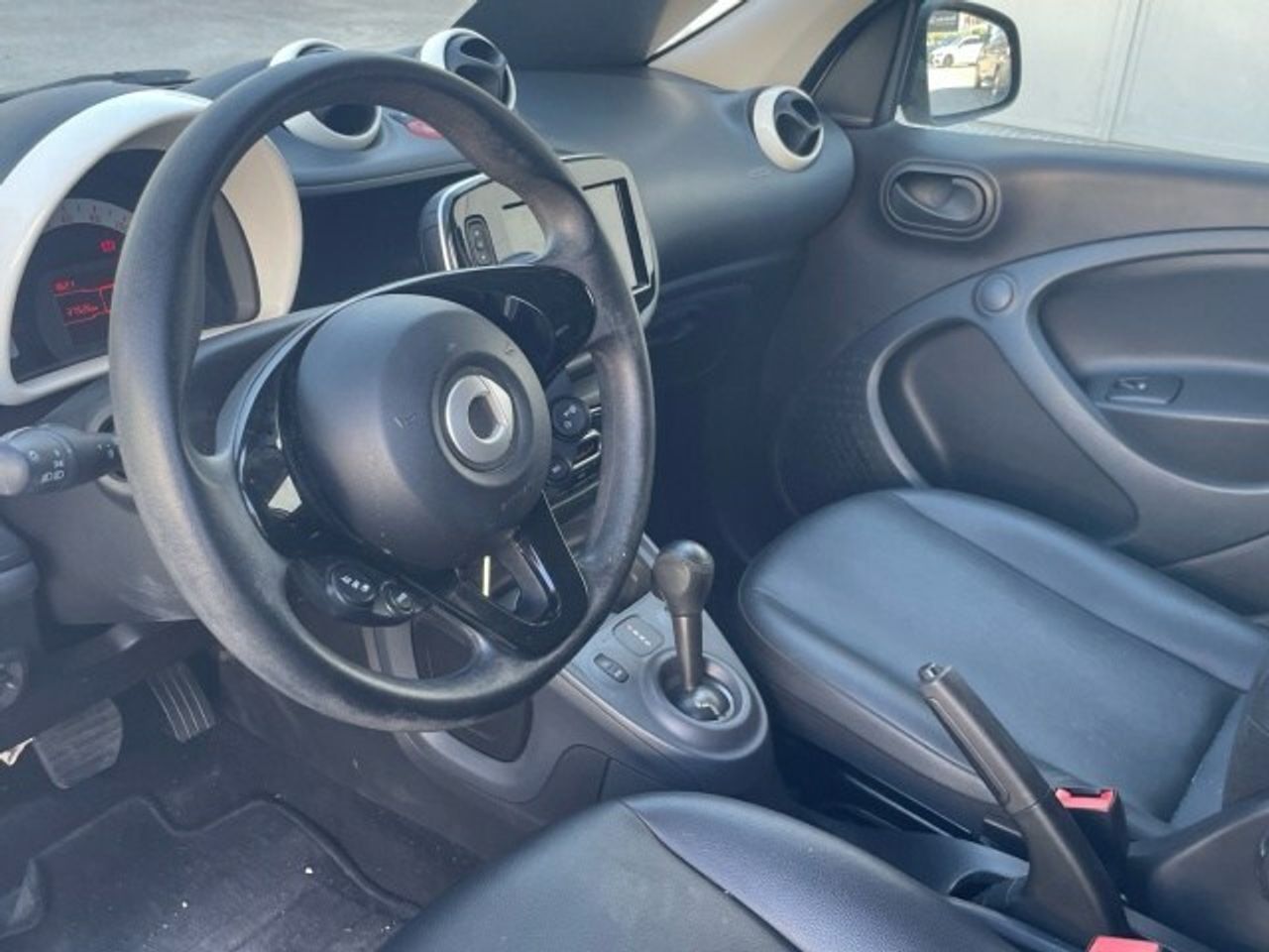 smart-forfour-60kw81cv-eq-imagen-5