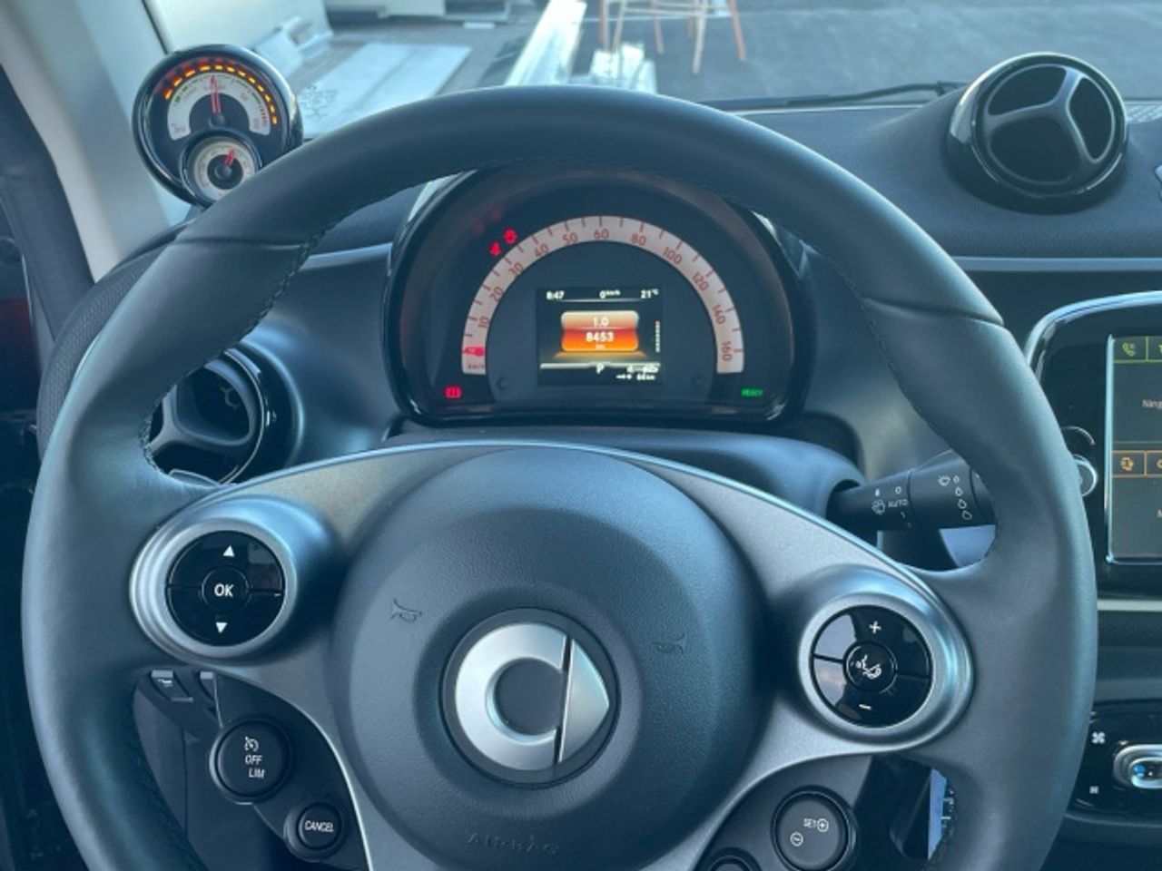 smart-fortwo-60kw81cv-eq-coupe-imagen-8