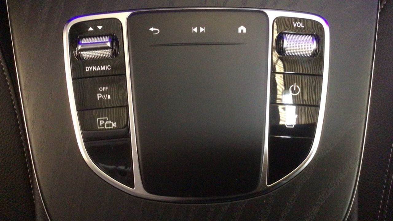 mercedes-clase-e-e-300-de-4matic-estate-imagen-19