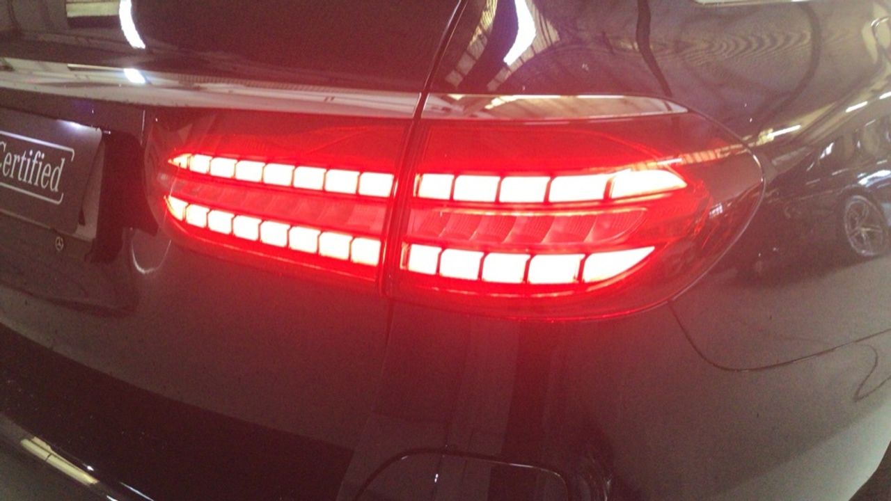 mercedes-clase-e-e-300-de-4matic-estate-imagen-14