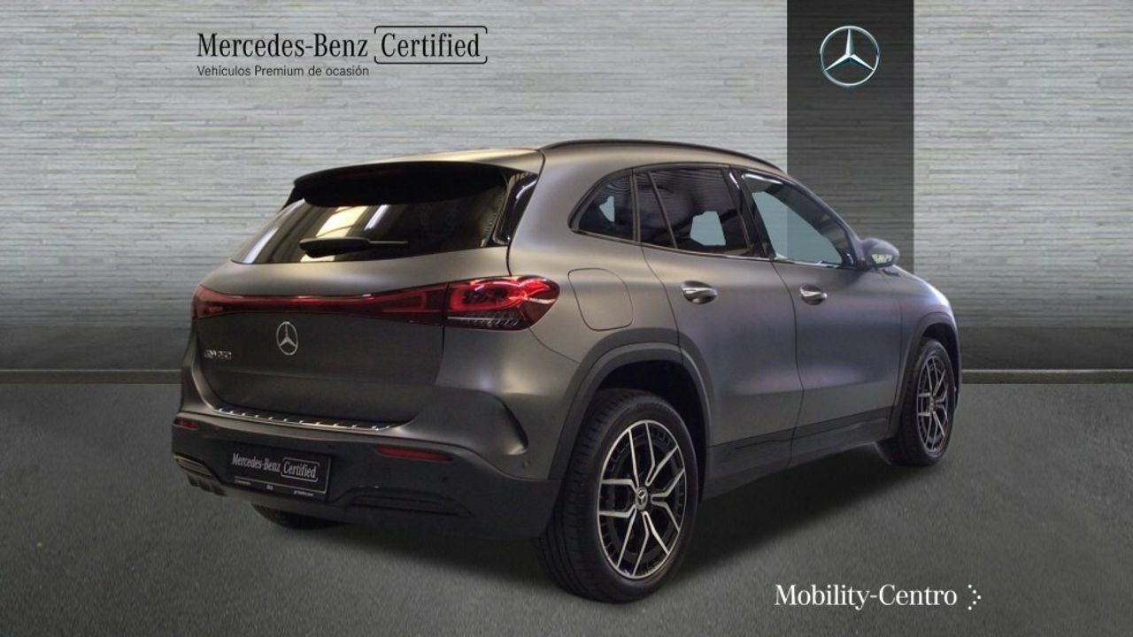 mercedes-eqa-250-amg-line-imagen-1