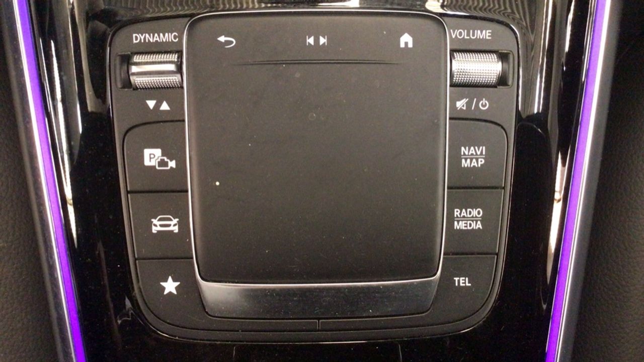 mercedes-eqa-350-4matic-progressive-imagen-19