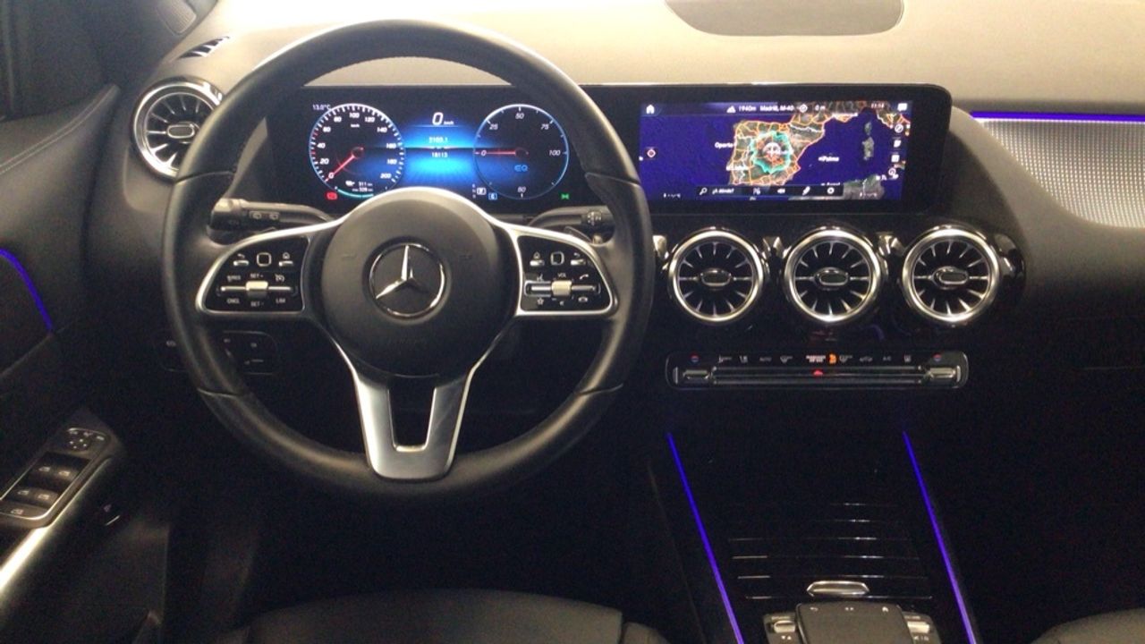 mercedes-eqa-350-4matic-progressive-imagen-8