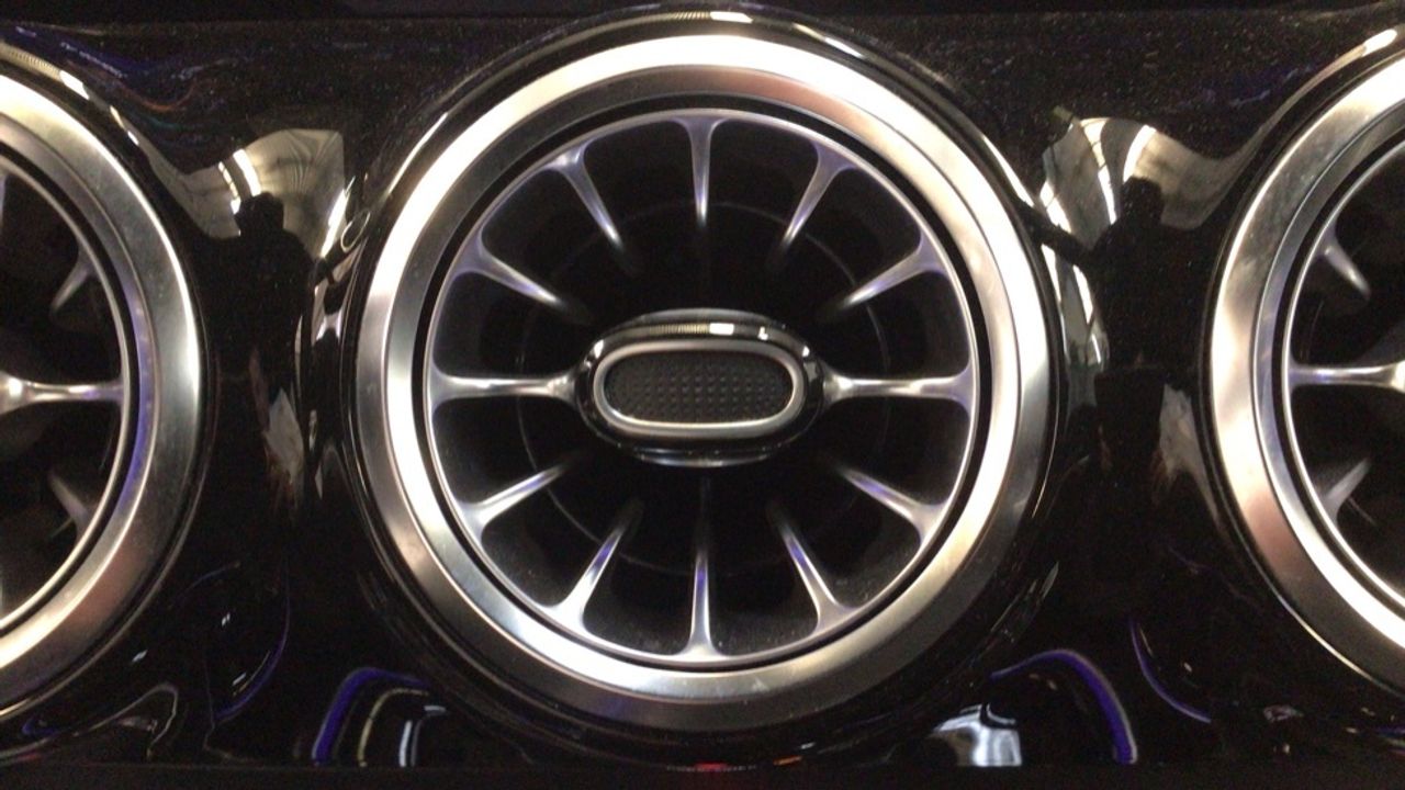 mercedes-eqa-350-4matic-progressive-imagen-20