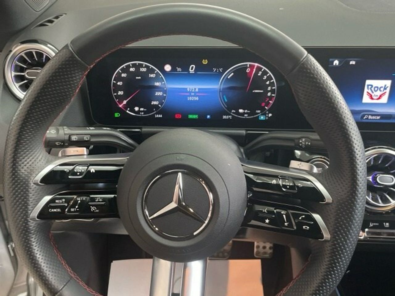 mercedes-gla-gla-250-e-imagen-8