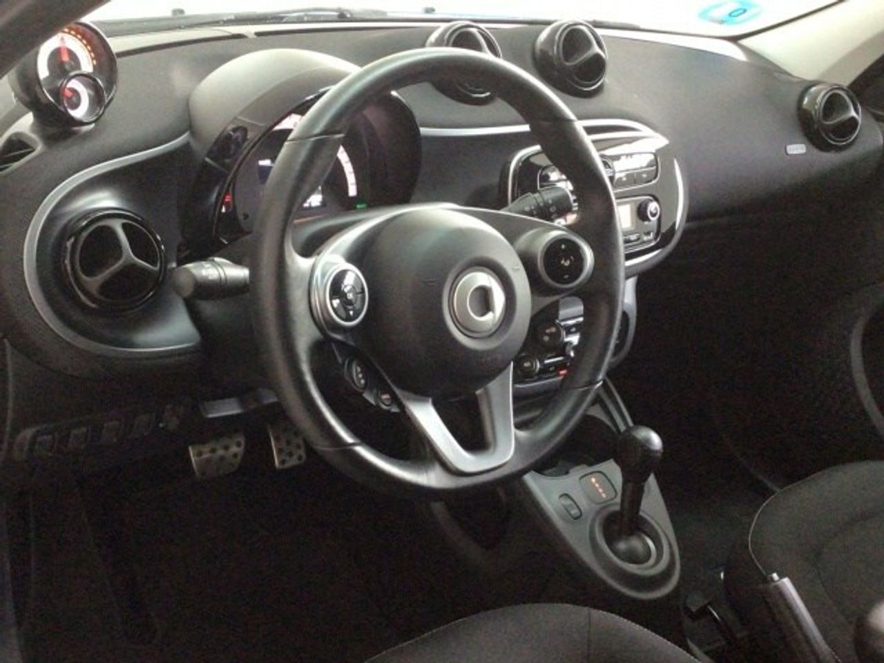 smart-forfour-60kw81cv-eq-imagen-5