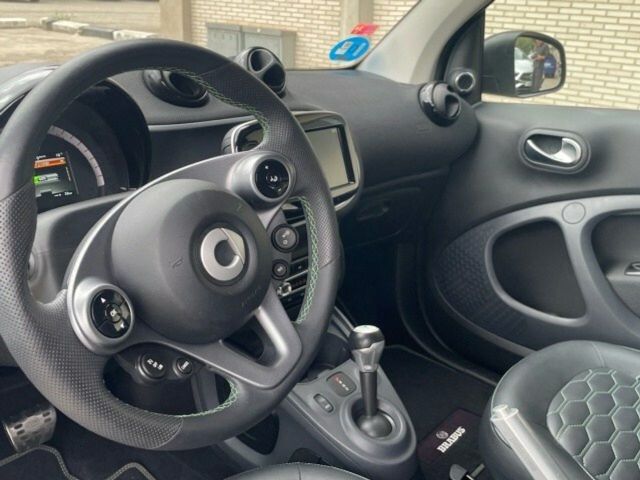 smart-fortwo-60kw81cv-electric-drive-coupe-imagen-5