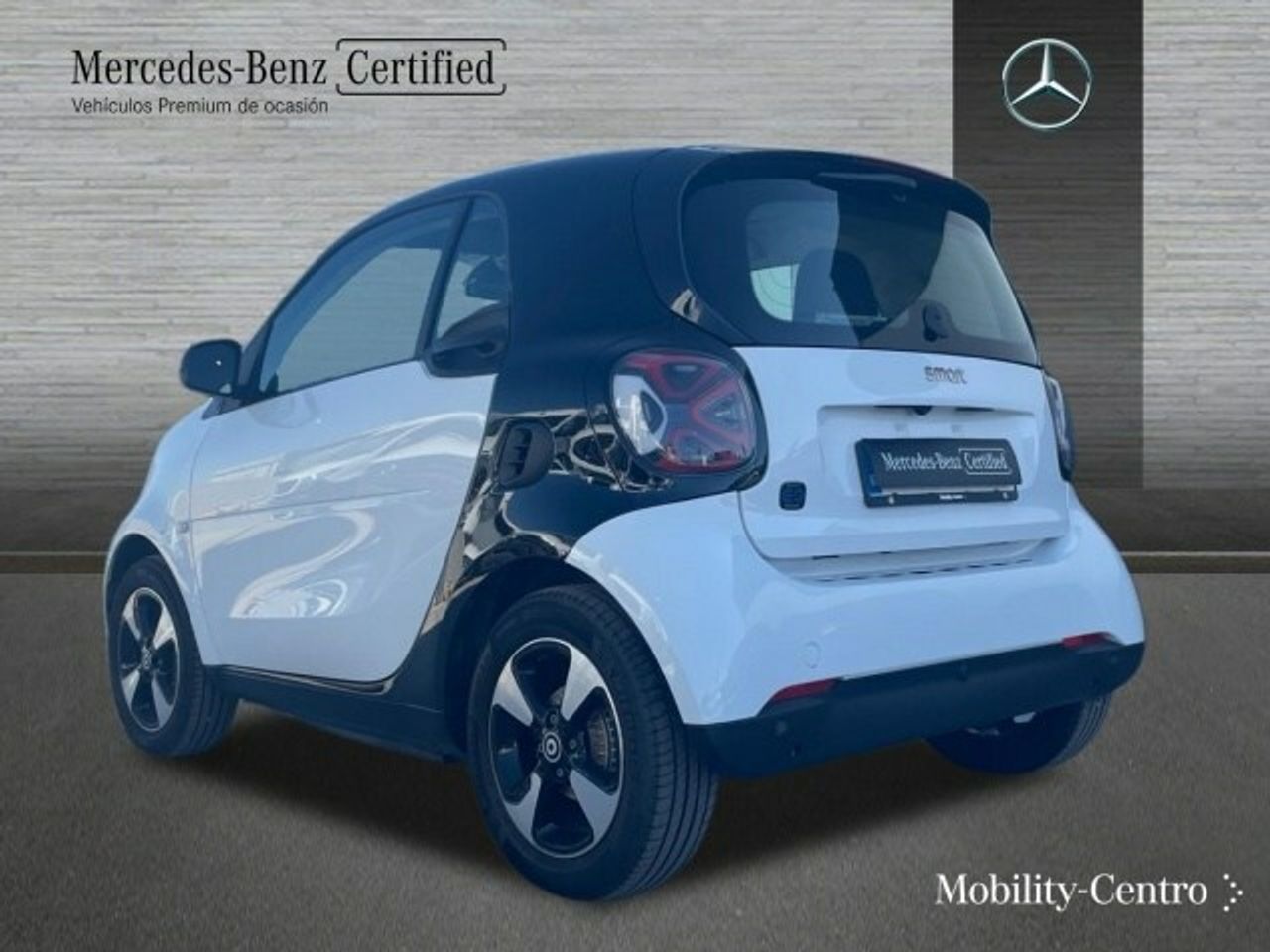 smart-fortwo-60kw81cv-eq-coupe-imagen-3