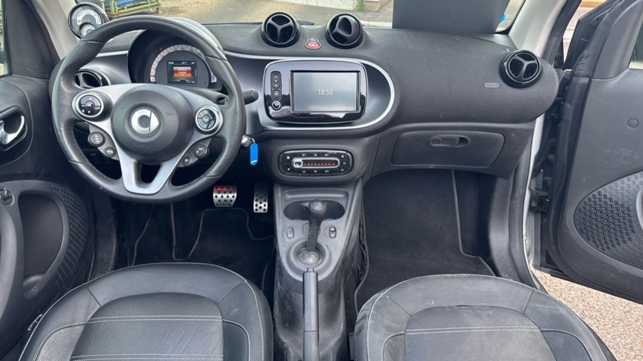 smart-fortwo-60kw81cv-electric-drive-cabrio-imagen-7