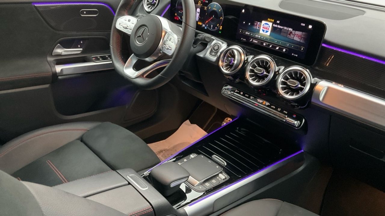 mercedes-glb-glb-200-d-4matic-imagen-9