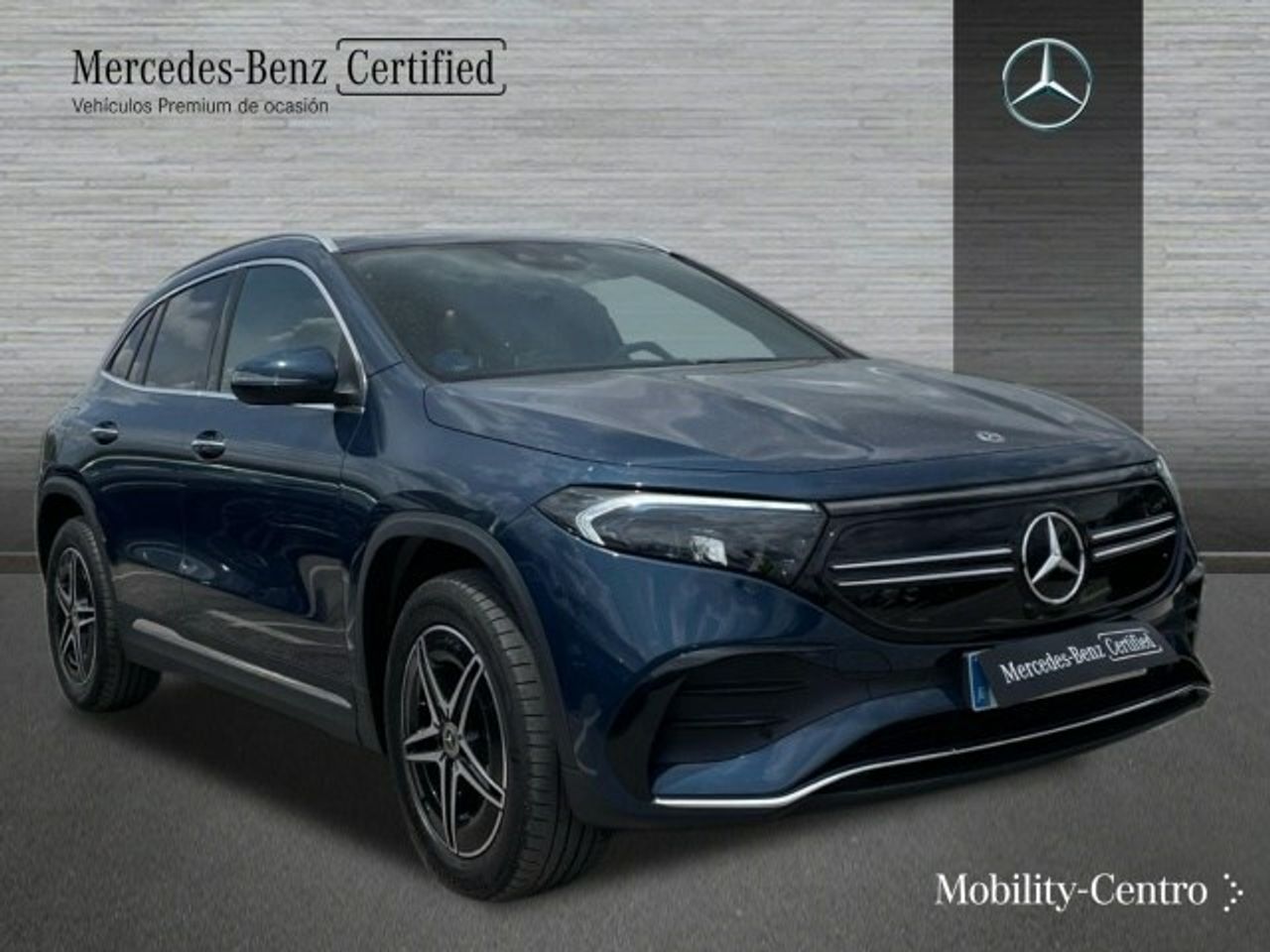 mercedes-eqa-250-amg-line-imagen-2